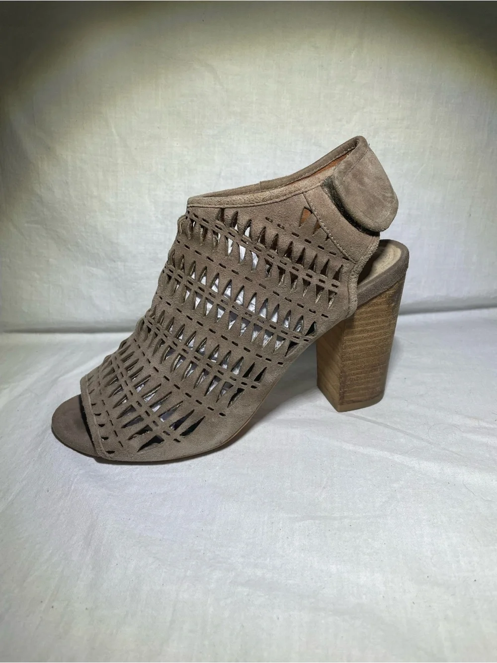 Jeffrey Campbell Quebec Taupe Suede Cutout Chunky Heel Sandal Booties 8